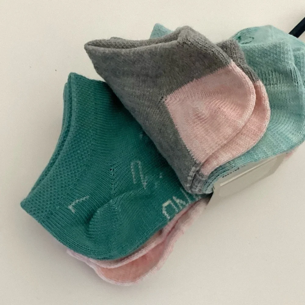 \Lucky Brand\ NWT Kids No Show Socks
